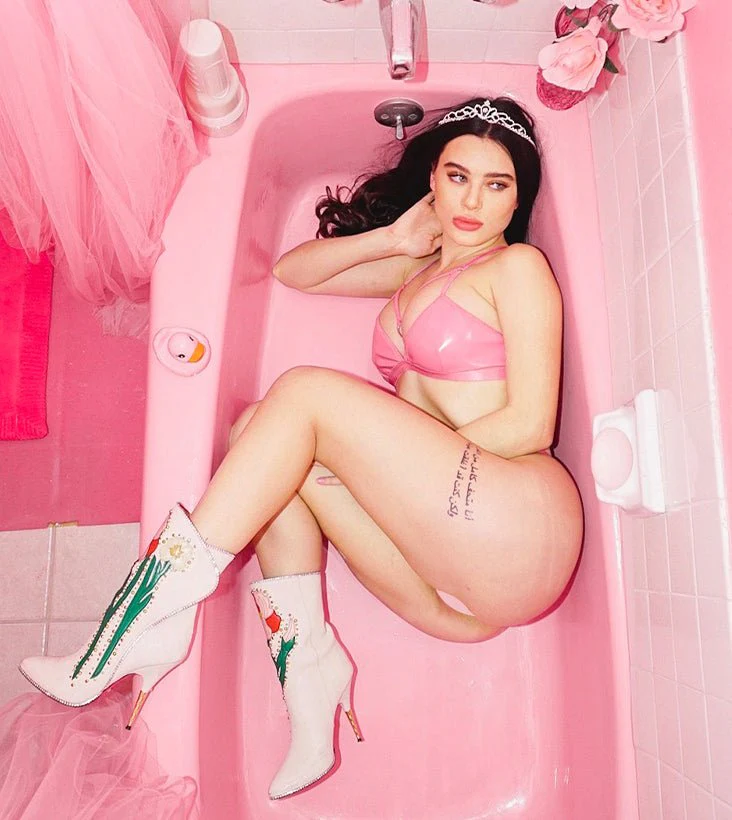 Universal Launch Lana Rhoades Pack - Image 4